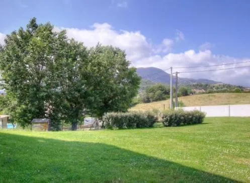 Tranquille En Bas De